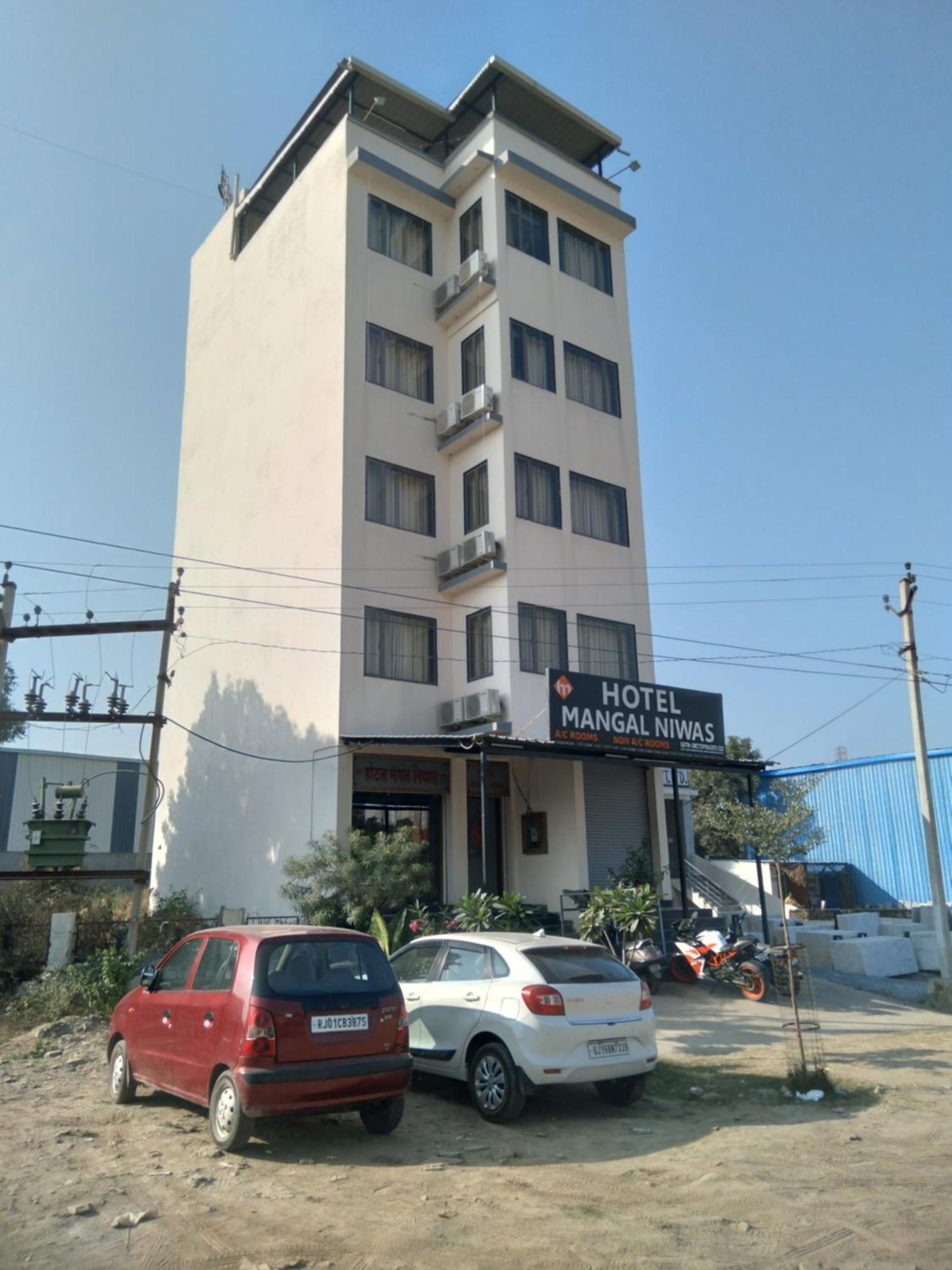Hotel Mangal Niwas Udaipur Exterior photo