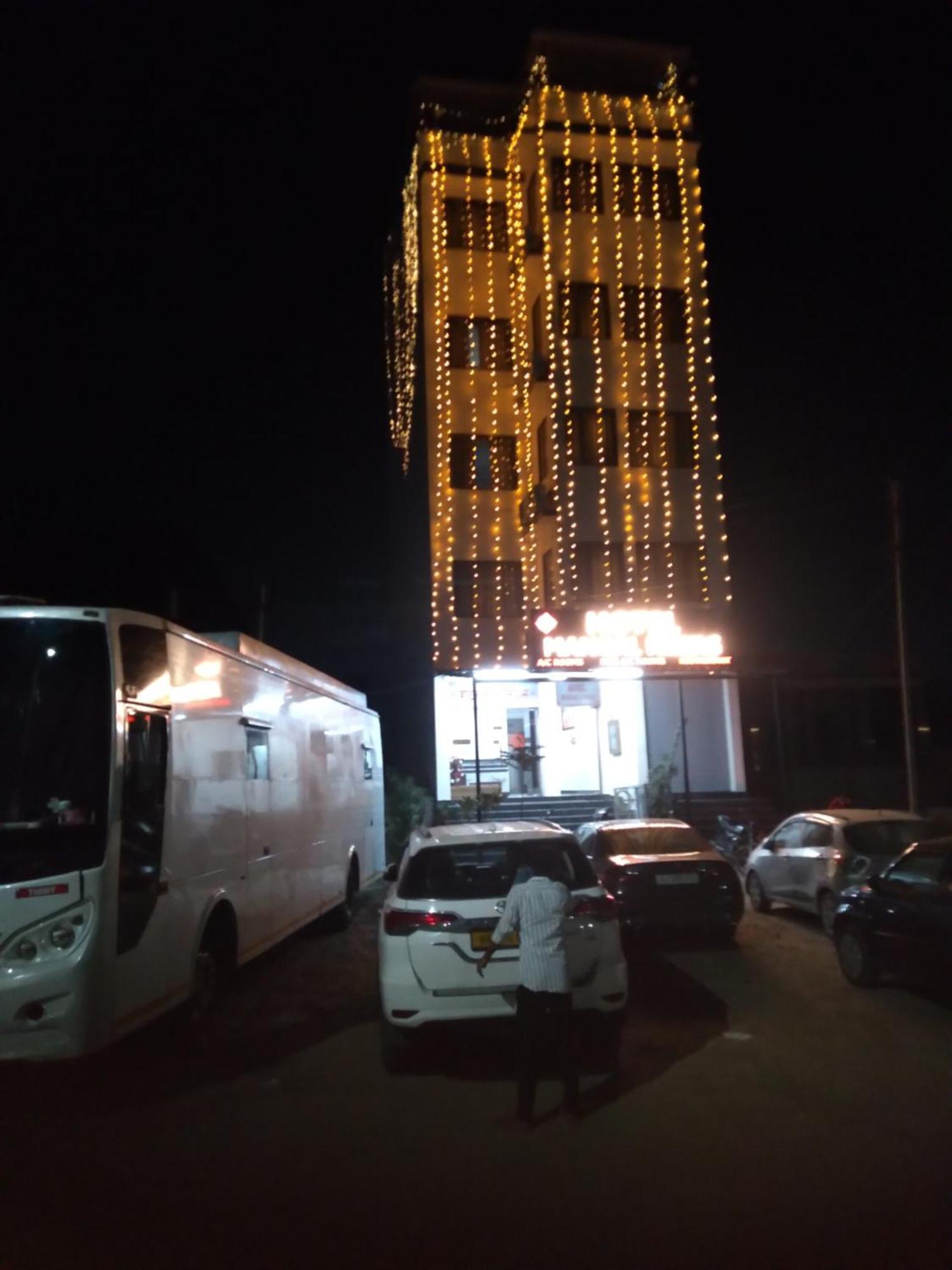 Hotel Mangal Niwas Udaipur Exterior photo